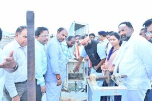Uttam inspects Jurala: Rs 400 Cr alloted and Project safety assured