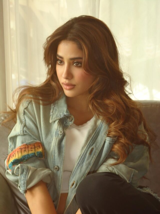 Janhvi Kapoor Obsessed with jagadeekaveerudu atilokasundari Movie jacket