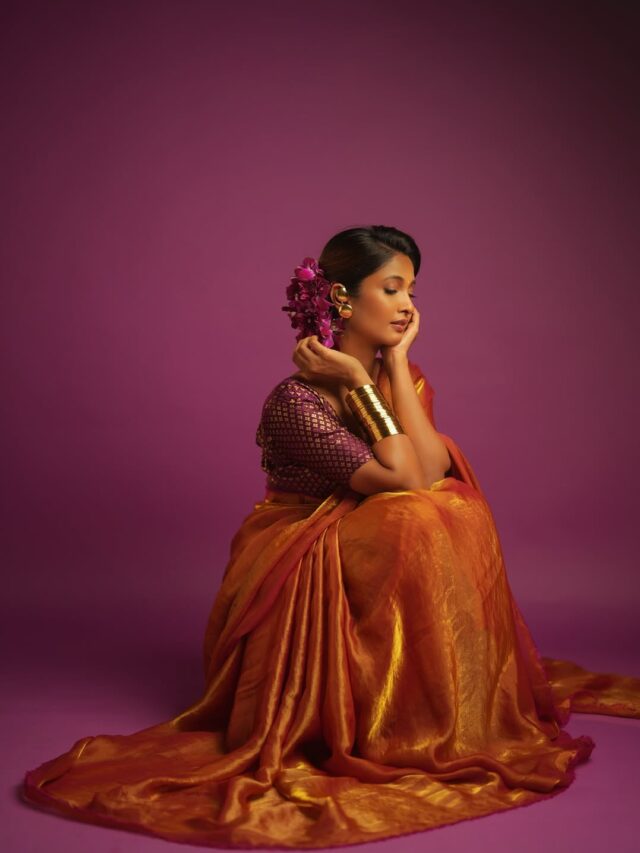 Keerthi Pandian Stunning Attire