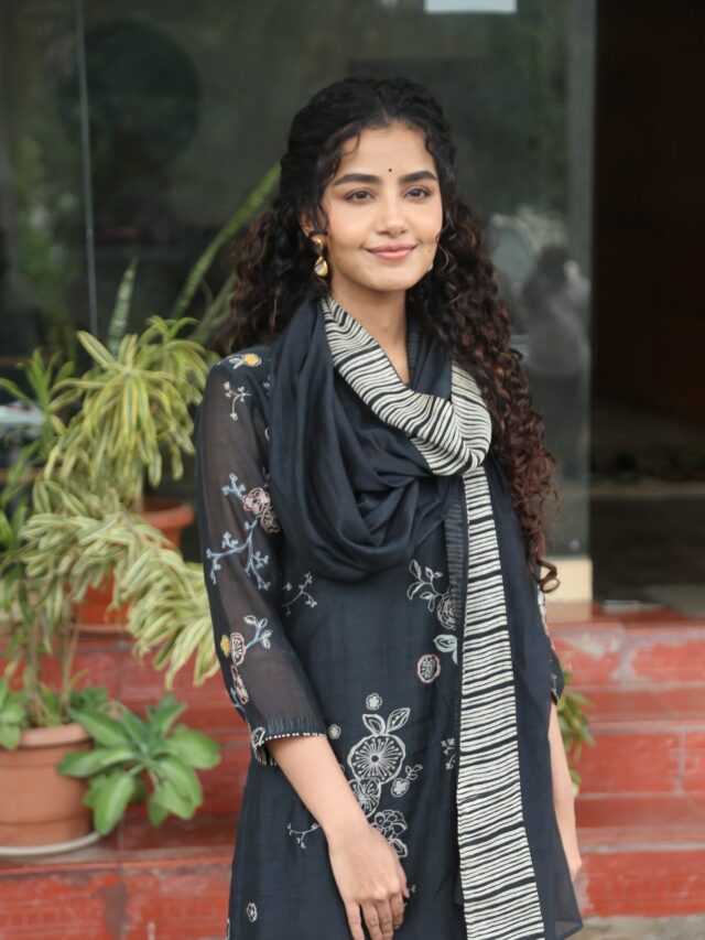 Anupama Parameshwaran In Parada Promotions
