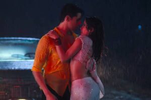 Jahnvi Kapoor’s sizzling glam show grabs attention again