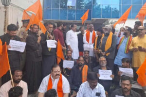 Ayyappa devotees angry on Telangana Government