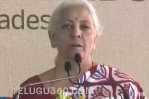 Telugu Kodalu Nirmala heaps praise on Amaravati