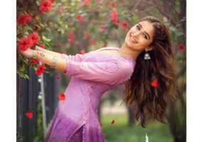 Raveena Tandon’s Daughter Rasha Looks Elegant In SM