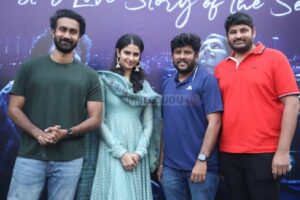 Photos : Couple Friendly Movie Success Celebrations