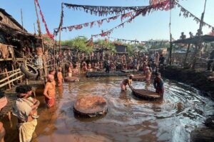 A New World Rises For Nani’s Aaya Sher