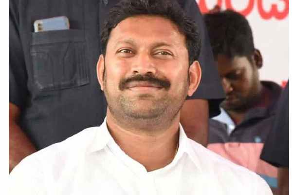 నిందితుడు అవినాష్ రెడ్డి – కేసు గురించి మీడియాతో మాట్లాడొచ్చా!?