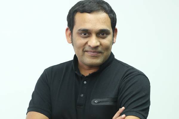 మిక్కీ జే మేయర్ రిటైర్మెంట్ ?