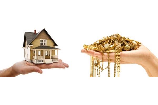 రియల్ ఎస్టేట్ vs బంగారం: దీర్ఘకాల ఇన్వెస్ట్‌మెంట్‌లో ఏది బెటర్?