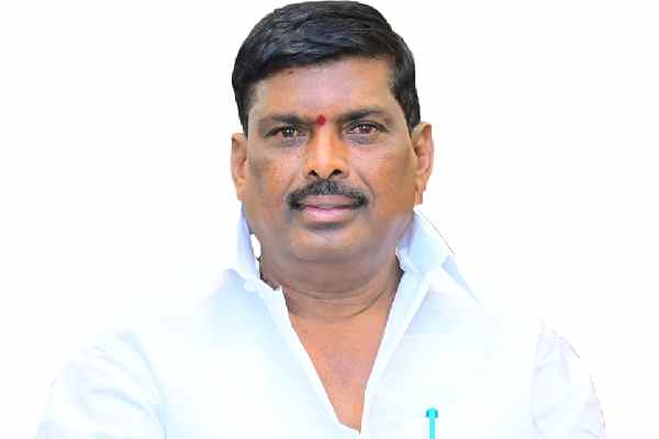 కాంగ్రెస్‌లో చేరిన బీఆర్ఎస్ ఎమ్మెల్యే చేసిన ఫ్రాడ్ రూ. 300 కోట్లు !