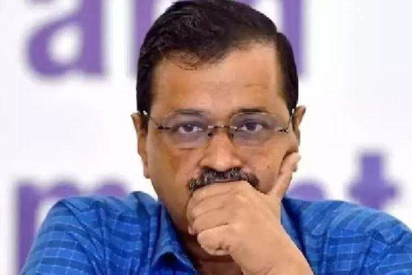 కాంగ్రెస్ పార్టీని వదిలించుకున్న కేజ్రీవాల్ !