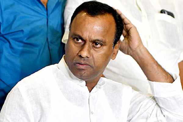 కోమటిరెడ్డికి “త్వరలో” వచ్చేది మూడేళ్ల తర్వాతే!