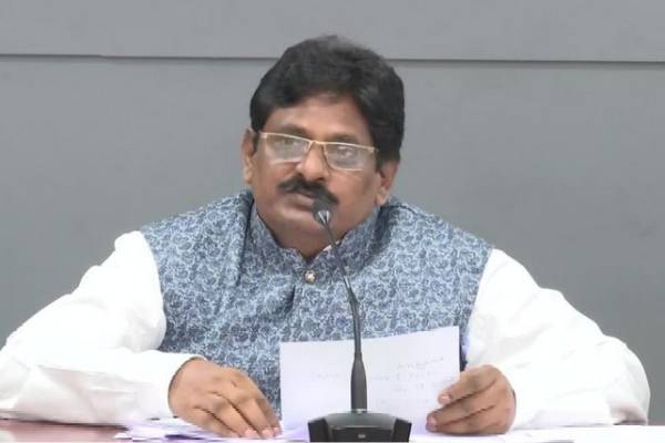 ఐపీఎస్ సంజయ్ ఇంకా జైల్లోనే – పార్టనర్‌ పొన్నవోలు పట్టించుకోరేంటి?