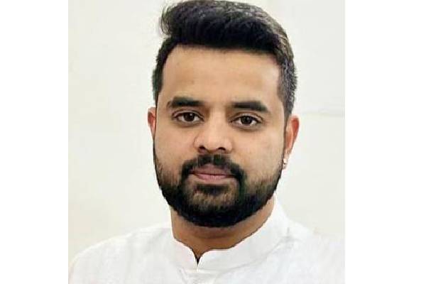 దేవేగౌడ మనవుడికి జీవిత ఖైదు – ఏడాదిలోనే విచారణ, శిక్ష !