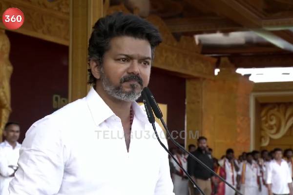 అందరికి ఓ ఇల్లు, ఇంటికో బైక్ నా లక్ష్యం :  టీవీకే విజయ్