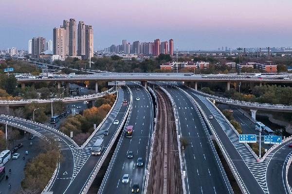 PURE :  ORR – RRR మధ్య ఆర్థిక సామ్రాజ్యం !