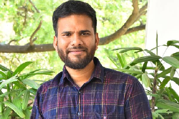 అర్ధనగ్న ప్రదర్శనలు అవసరమా?