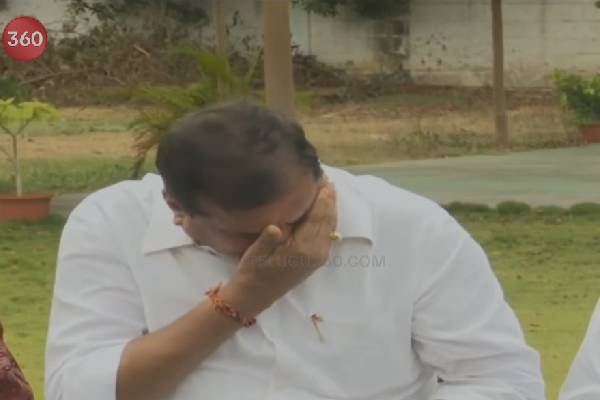 బొత్స ఏడ్చారు!